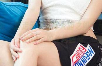 爱尤物 – 游走于细腻与大胆之间，赫拉女神hena的丝袜图册
