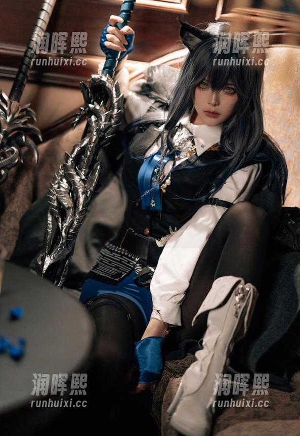 百合欧皇子 “百合欧皇子:小玉的走光小偏差,呃,旗袍超赞!”写真图册
