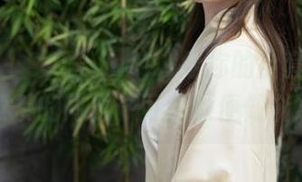 秀人网 – Suki_baby给你的全套毛衣图包，煮茶的同时，可以顺便做个瑜伽！