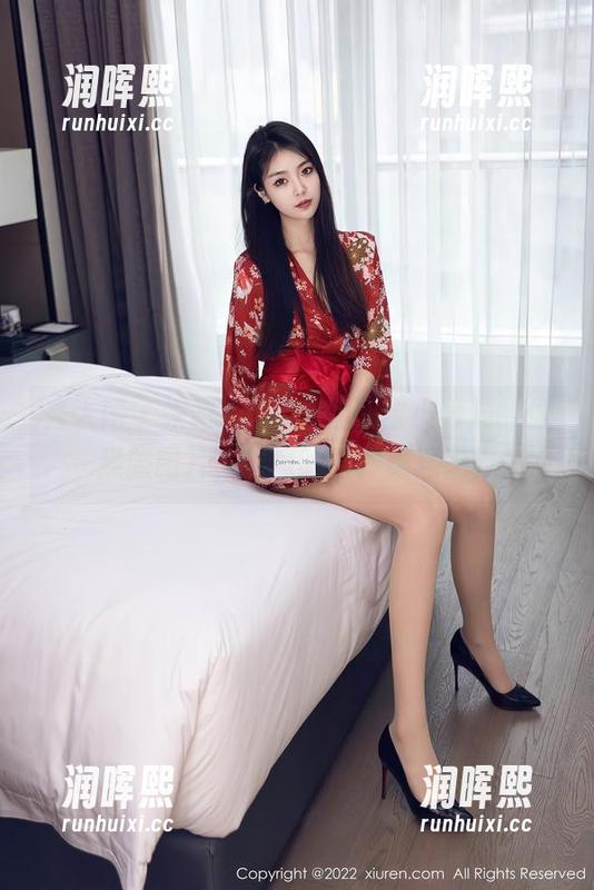 秀人网-e宝小野猫 秀人网 - 来吧,免费那张e宝小野猫的体操服图片,让探险精神舞起来!