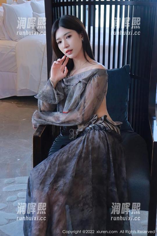 秀人网-z杯悠悠 秀人网 - 原图一出,z杯悠悠的“天使”姿势——让我不禁想叹,没前途的天使在这里挤闹腾!