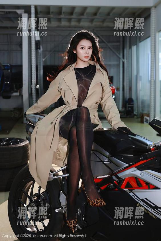 秀人网-周慕汐baby 秀人网 - 周慕汐baby的修女美图,别问我为啥突然想当修女了。