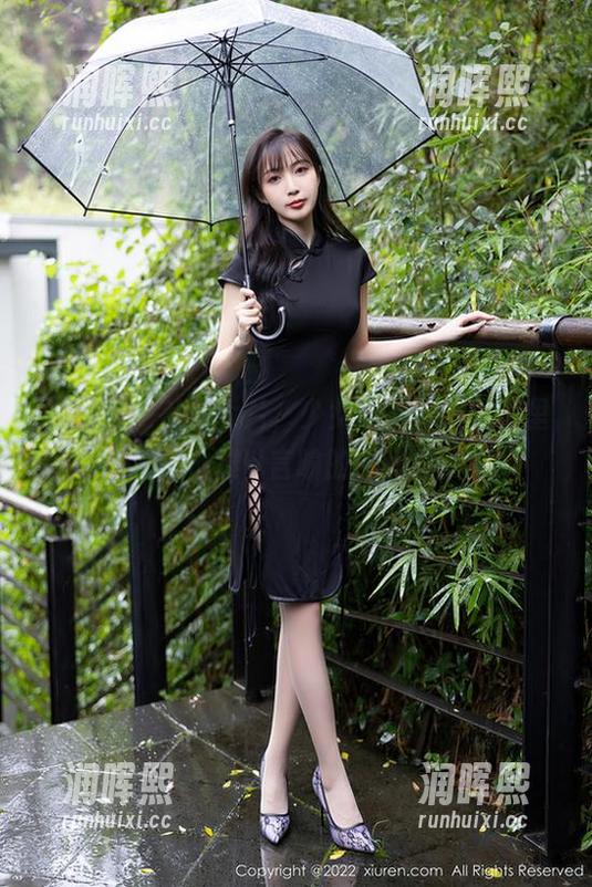 秀人网-少女心雪雪 秀人网 - 私房大片,少女心雪雪的眼镜里有种难以言喻的神秘感