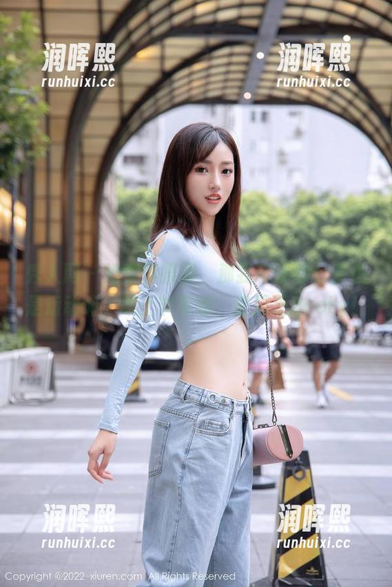 秀人网-徐莉芝Booty 秀人网 - 她穿体操服,那我等资源分享也是运动嘛,跟上节奏啊,徐莉芝Booty!