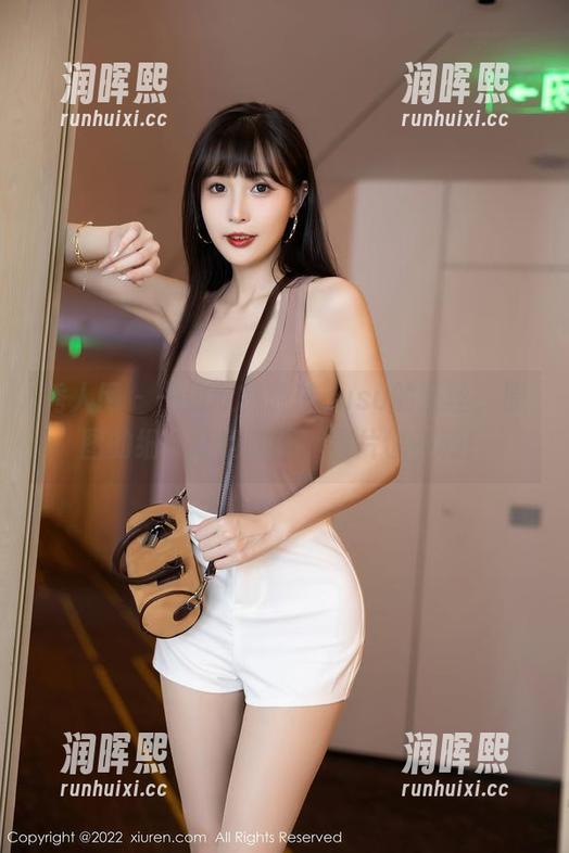 秀人网-晚苏susu 秀人网 - 一边欣赏晚苏susu的蕾丝,原图的细节让我陶醉,图片也不赖!