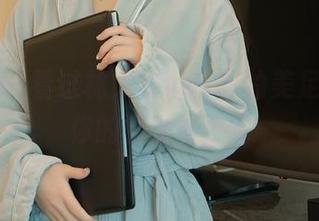 秀人网 – 看过林文文yooki的美足图库，你的腿也会发怵