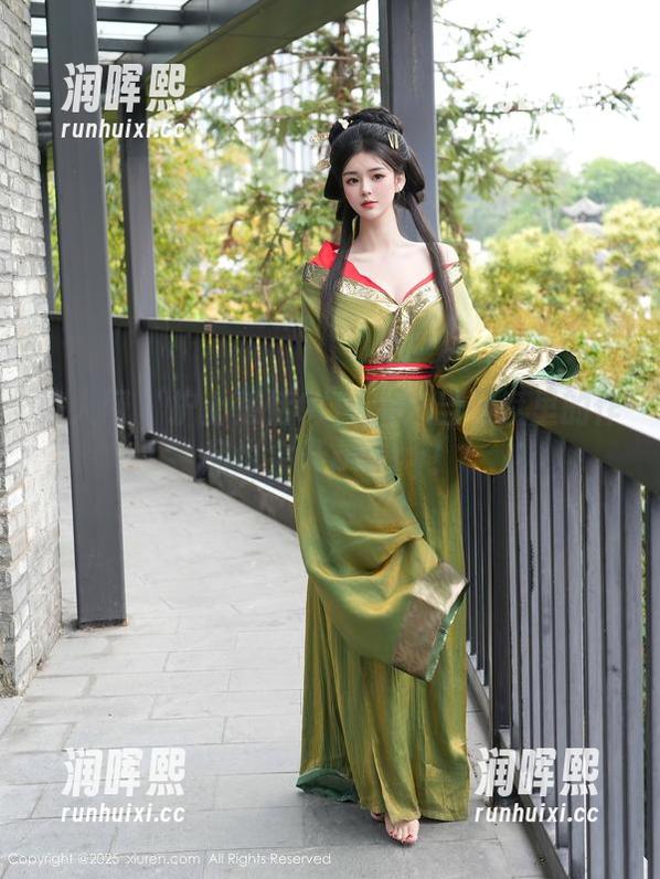 秀人网-楚恬Olivia 秀人网 - 护士楚恬Olivia:当网盘里的作品也会开party!
