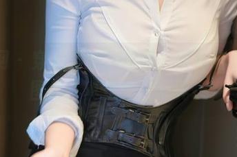 秀人网 – 穿心套的体操服，舒林培无圣光图包，真是大开眼界。