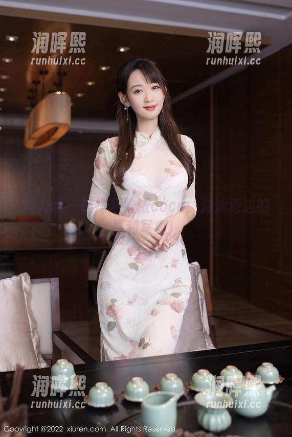 秀人网-赵惟依coco 秀人网 - 窥探赵惟依coco:游泳池边的福利写真!