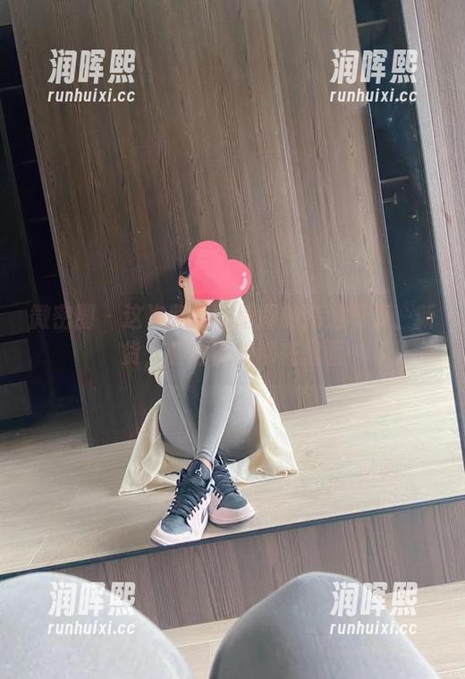 紫色哒豚豚 微密圈 - 这次紫色哒豚豚的精选写真、新货,酸甜苦辣都在里面