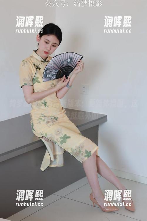 绮梦摄影 - 月月新版本：更新体操服，这图倒是挺意外的