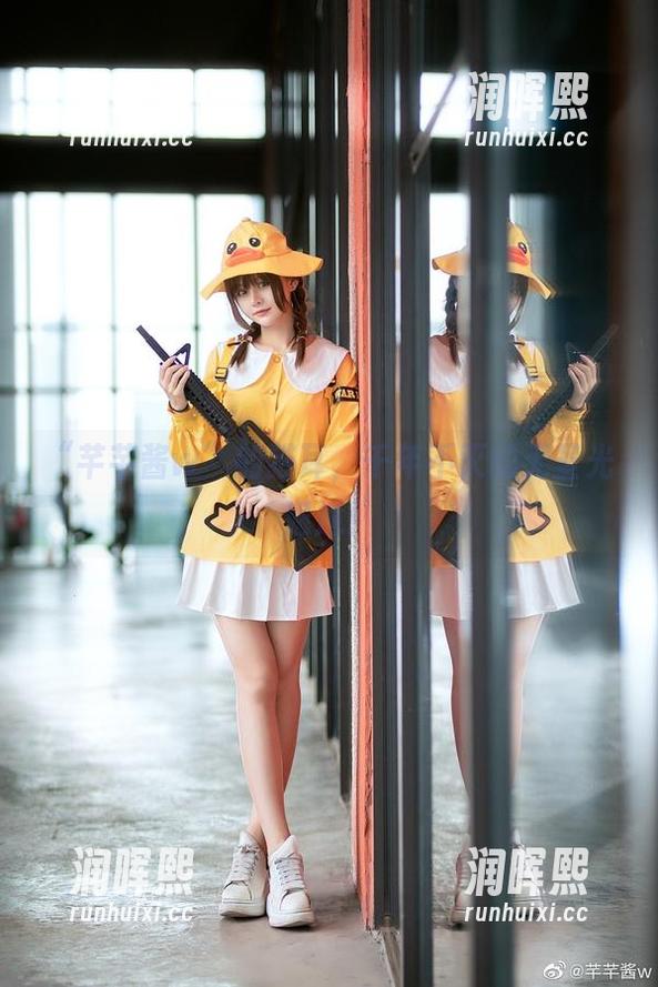 芊芊酱w “芊芊酱w”的猫耳,千年不灭的无圣光邂逅!