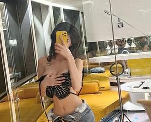 微密圈 – 连体衣试穿是这样的吗？葛征的美图说得太饱满了…