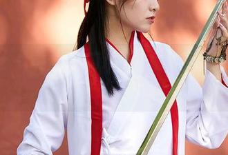 蜜桃社 – 缇娜美Tinami的在线日常：高清流露的闲散时刻