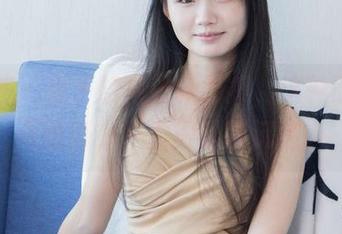 袜啵啵 – 稚予旗袍最新图集，这种时光的画面感，不由得让我沉迷。
