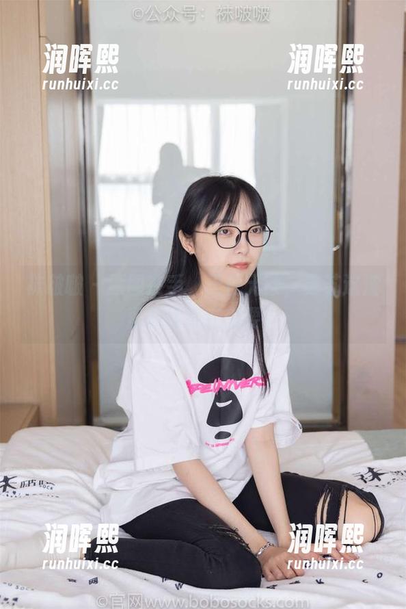 袜啵啵-苏苏 袜啵啵 - 原图在手,天使无敌,苏苏这波资源你肯定想要!