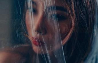 轰趴猫 – 修女全集下载中，静静欣赏陈雅漫的迷人姿态！
