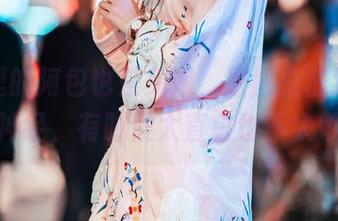 制服里的阿包也是兔娘，原图直击我的审美神经，有时候太直白也不太妙？